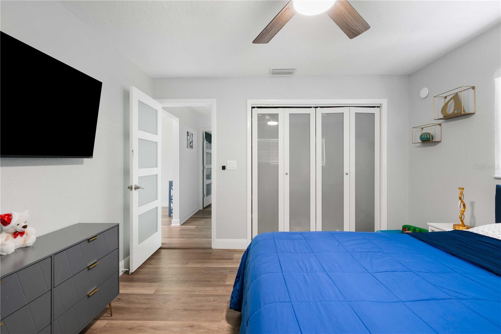 SPRING HILL - Residential