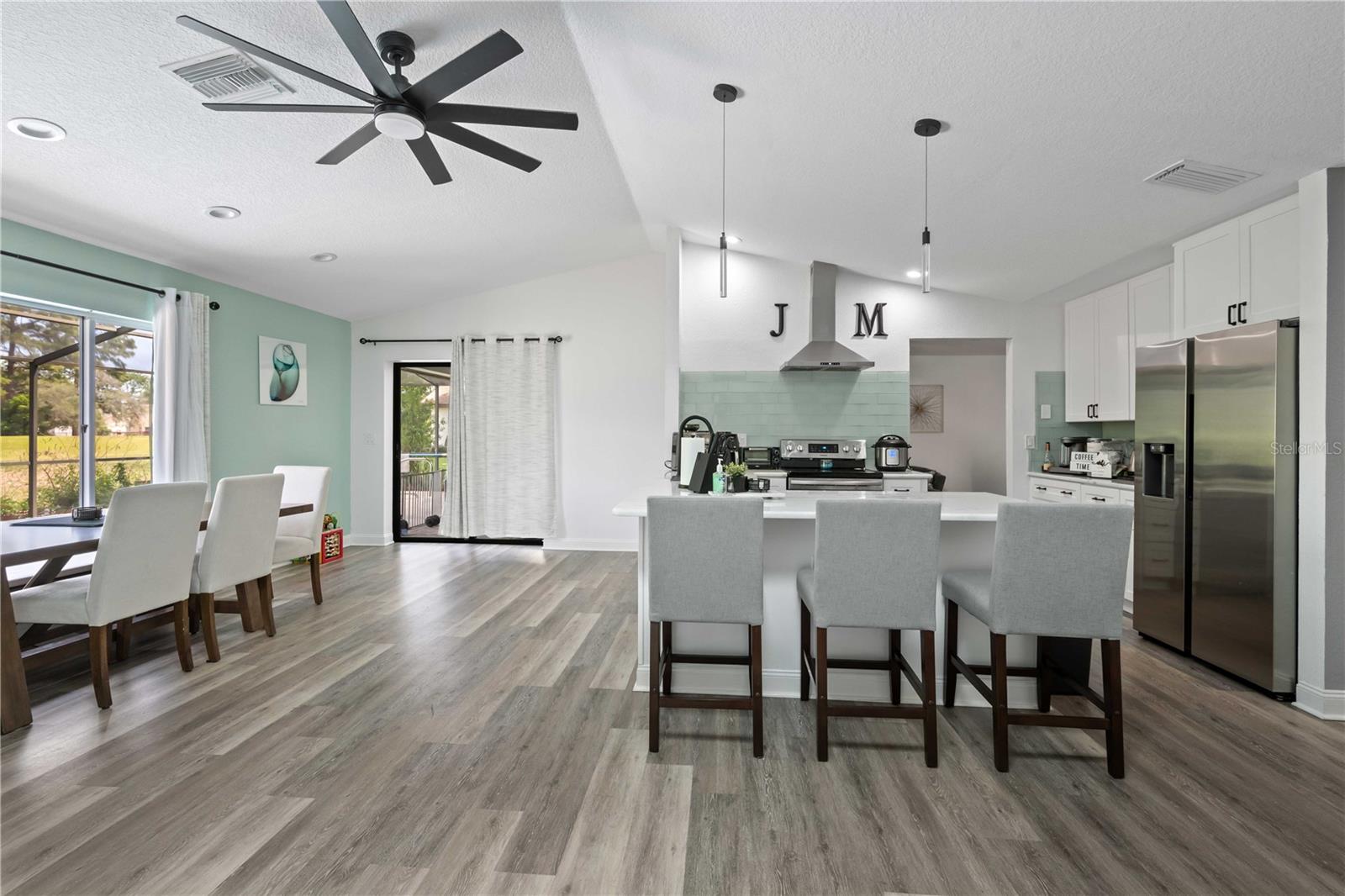 SPRING HILL - Residential