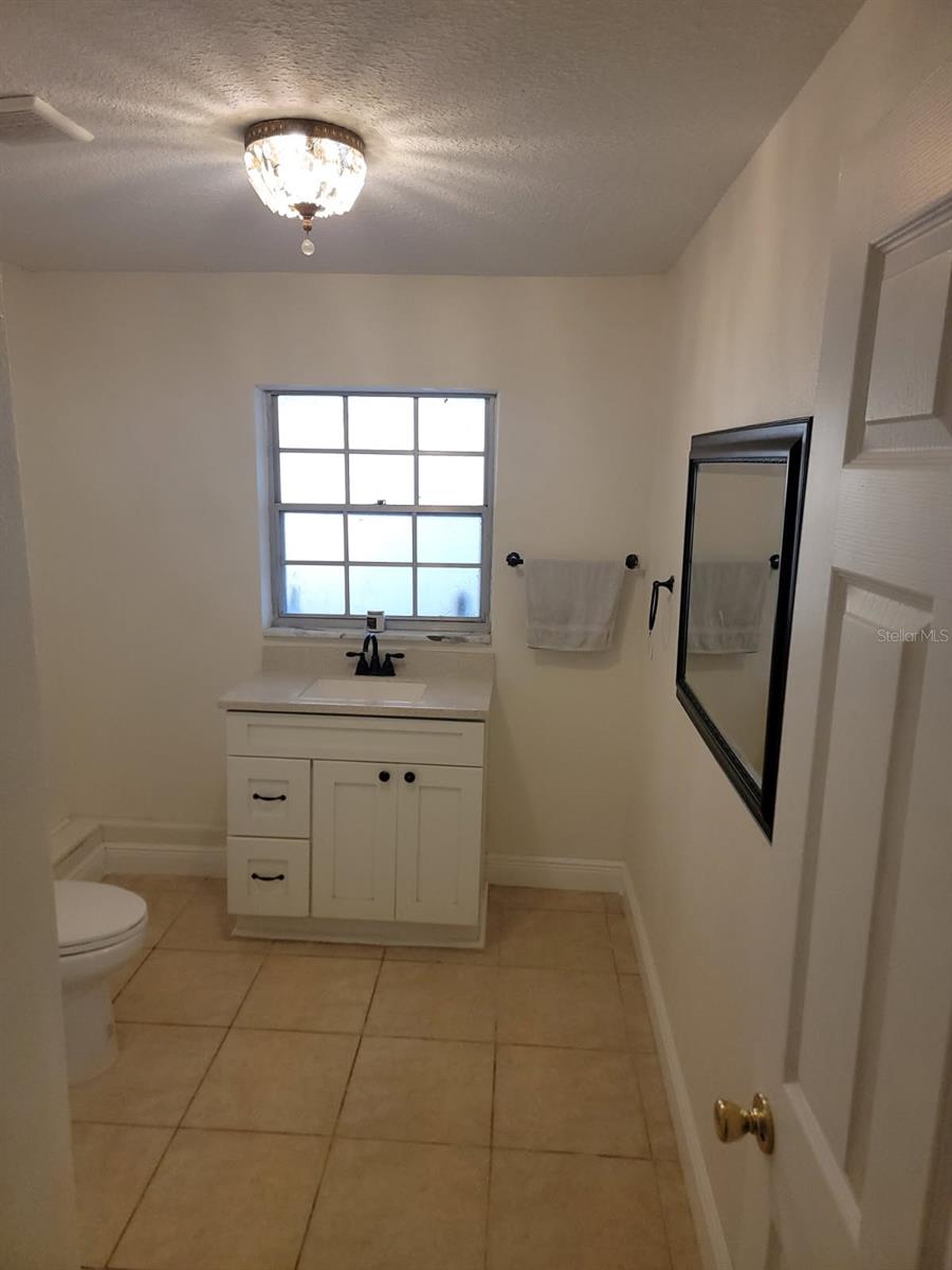 SHADY OAK ESTATES - Residential