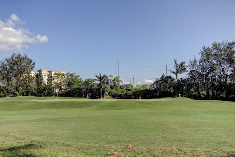 LA PUERTA DEL SOL CONDO - Residential