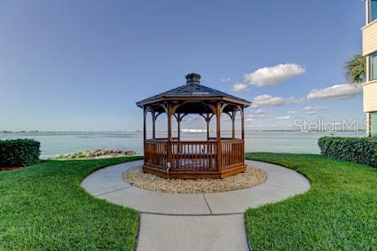 LA PUERTA DEL SOL CONDO - Residential