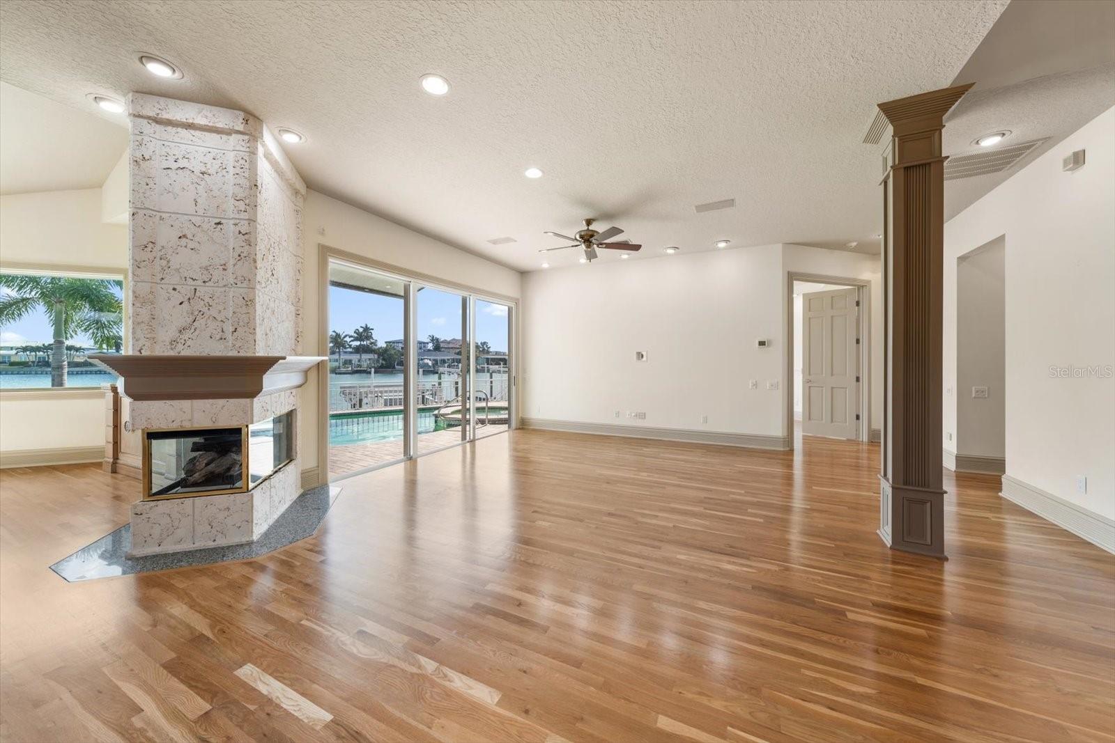 BELLEVUE ESTATES ISLAND 2ND ADD - Residential