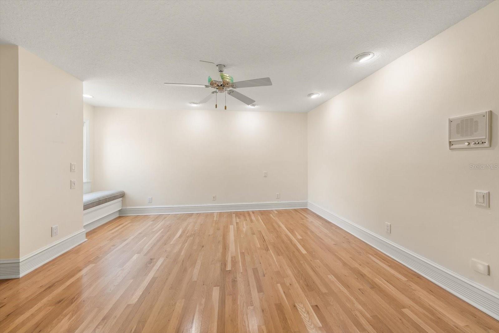 BELLEVUE ESTATES ISLAND 2ND ADD - Residential