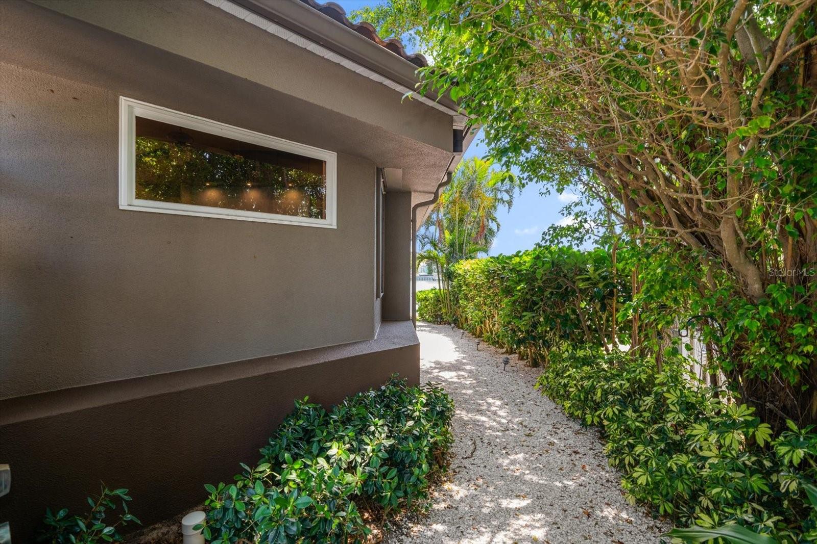 BELLEVUE ESTATES ISLAND 2ND ADD - Residential