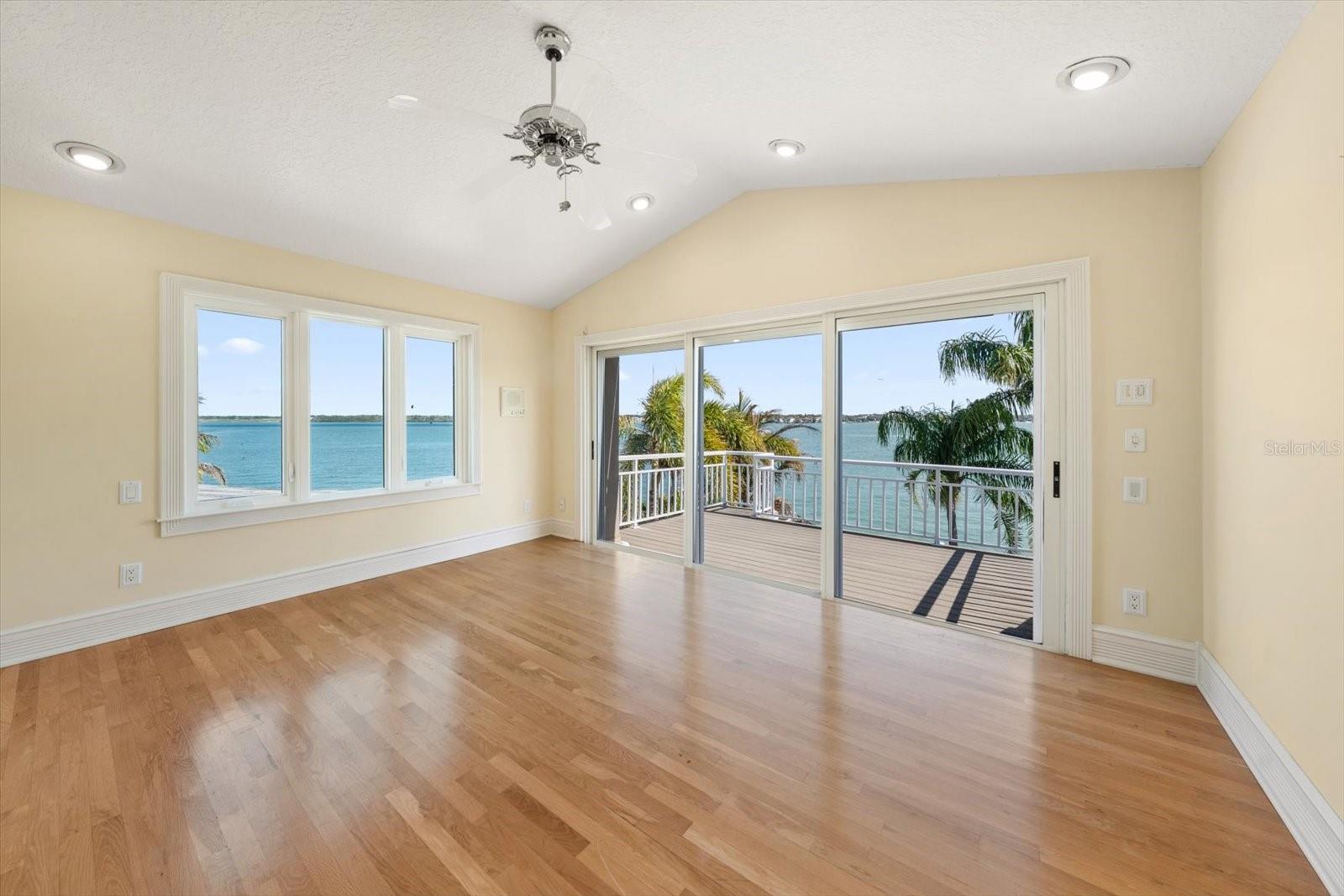 BELLEVUE ESTATES ISLAND 2ND ADD - Residential