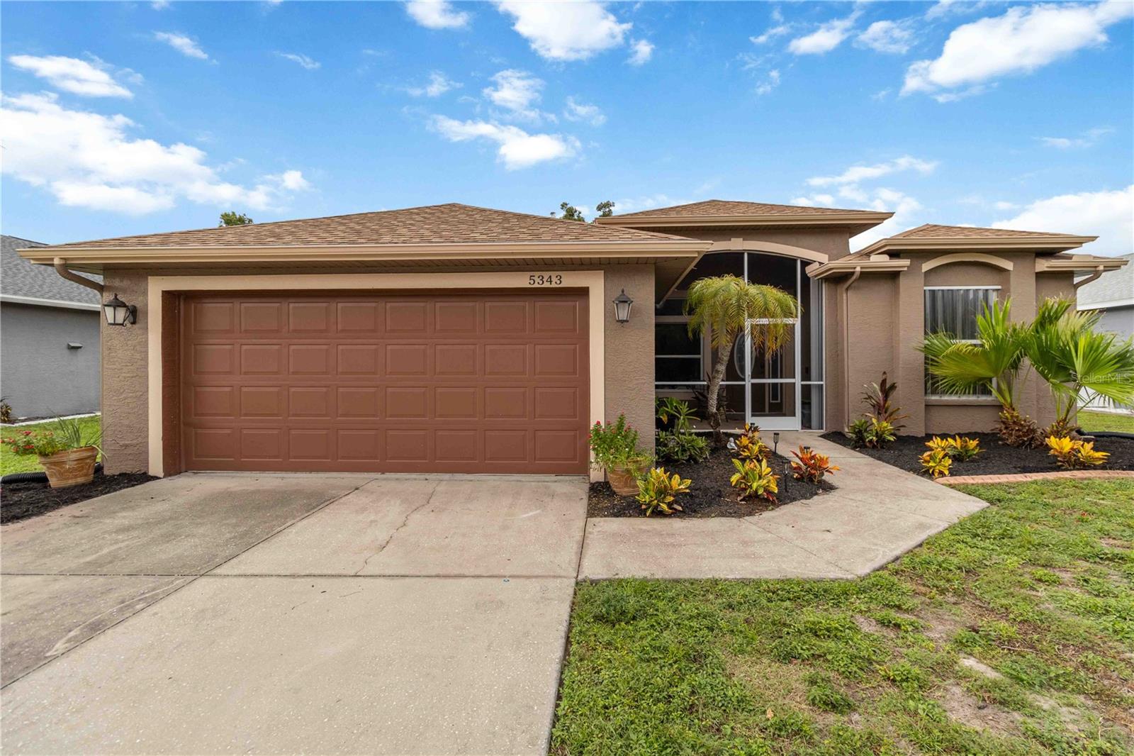 COLONY GROVES - Residential