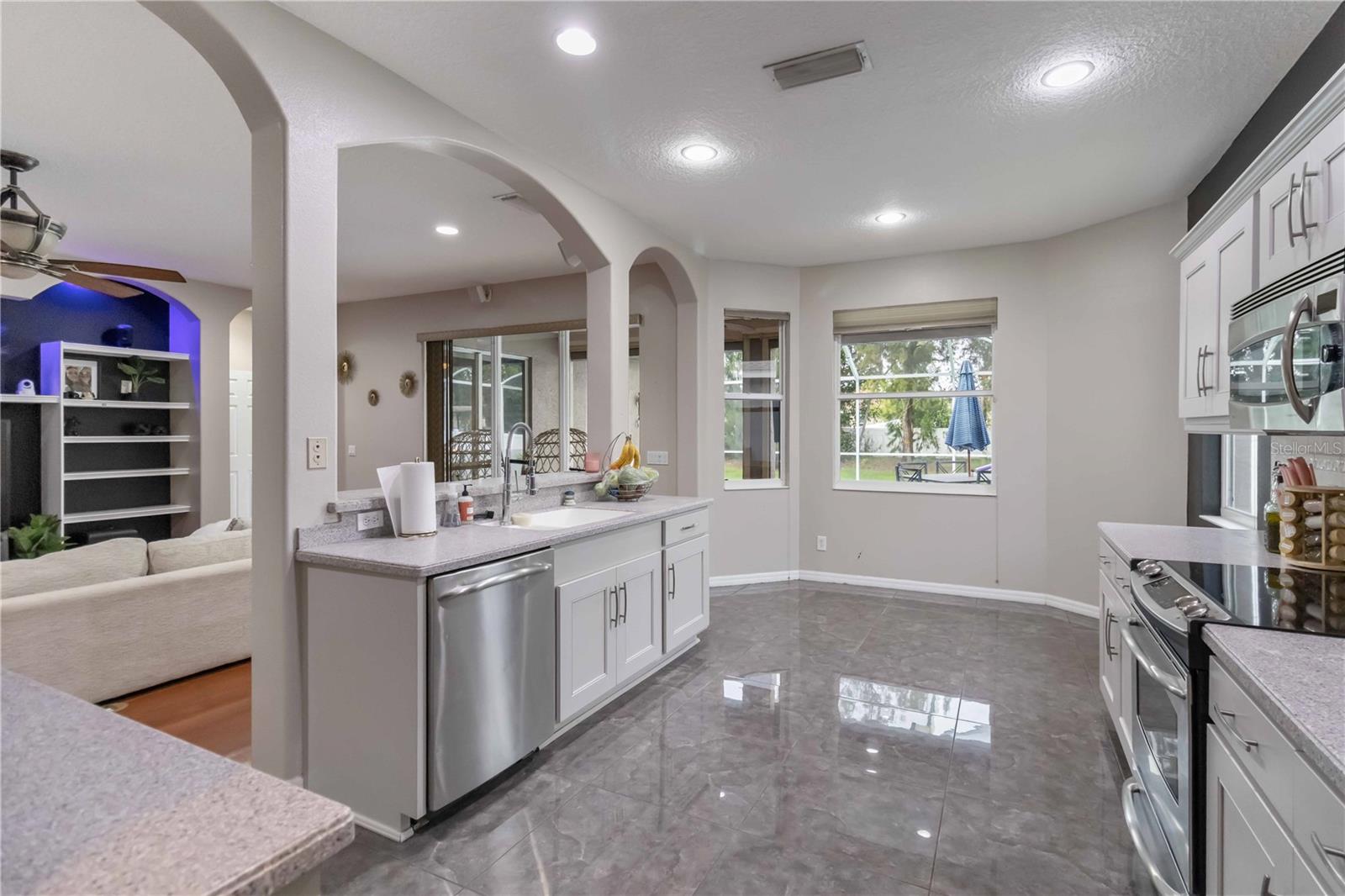 COLONY GROVES - Residential