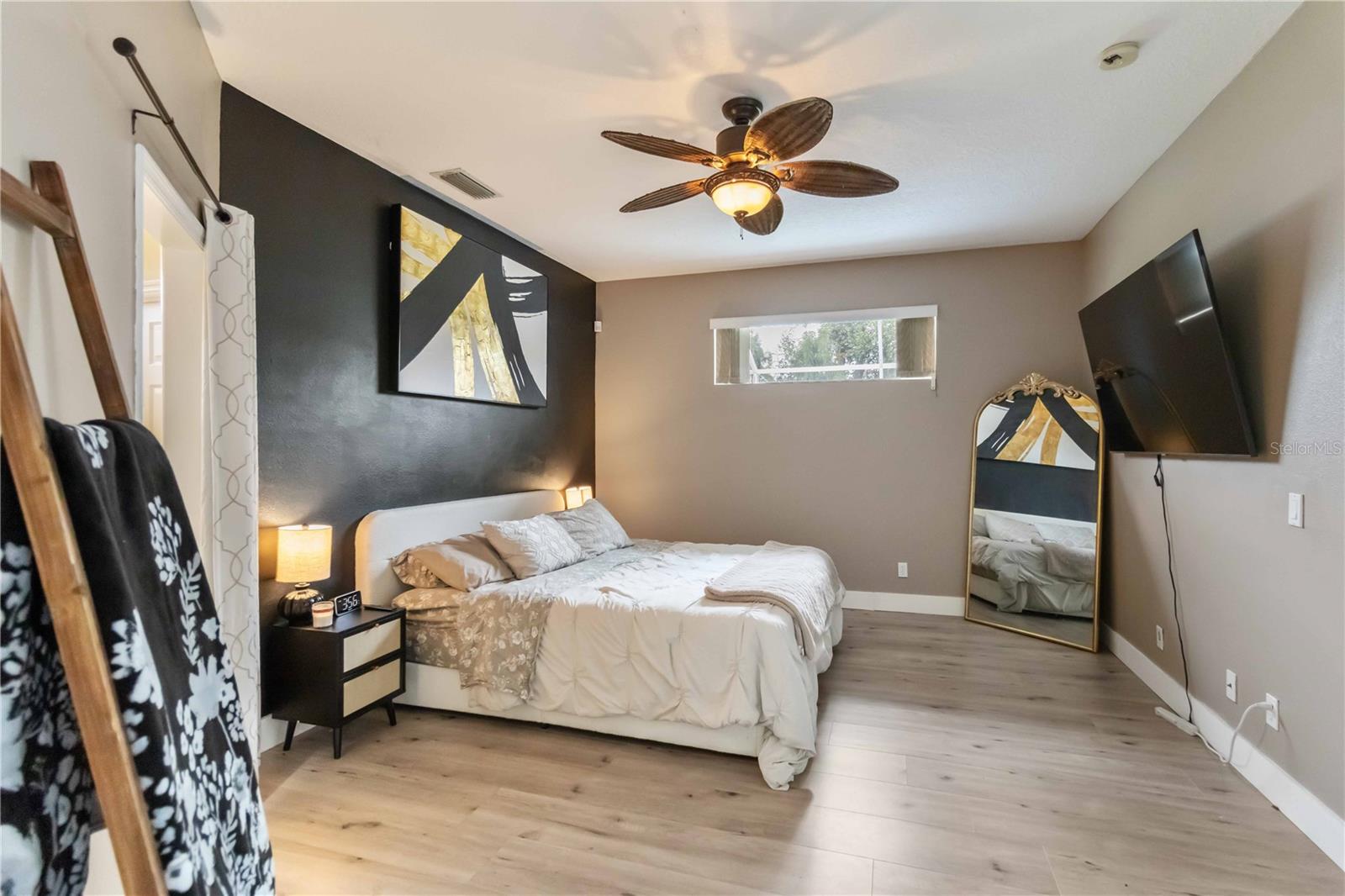 COLONY GROVES - Residential