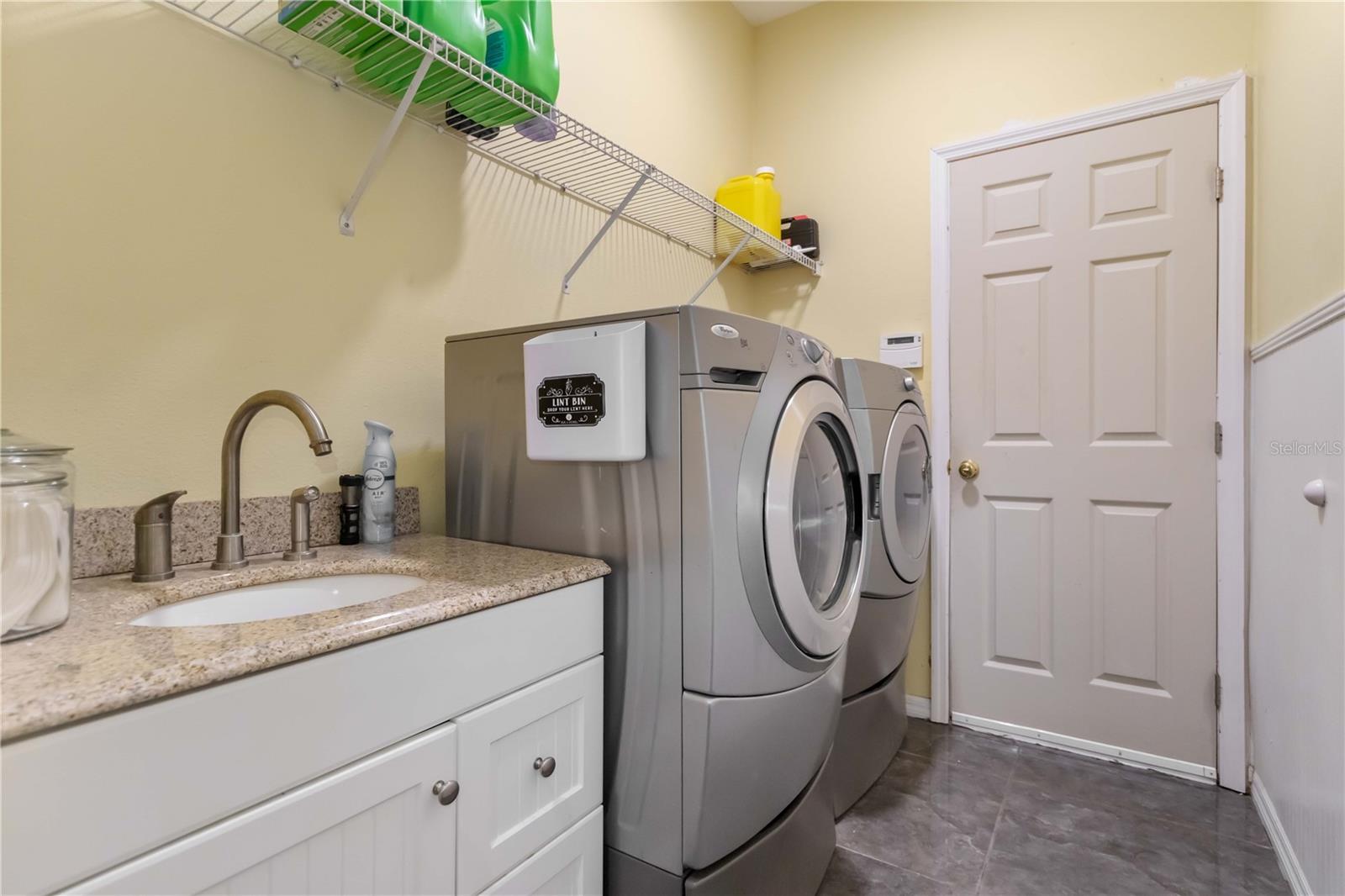 COLONY GROVES - Residential