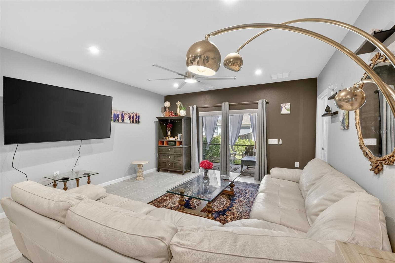 PALMS/WEST PORT 1A - Residential