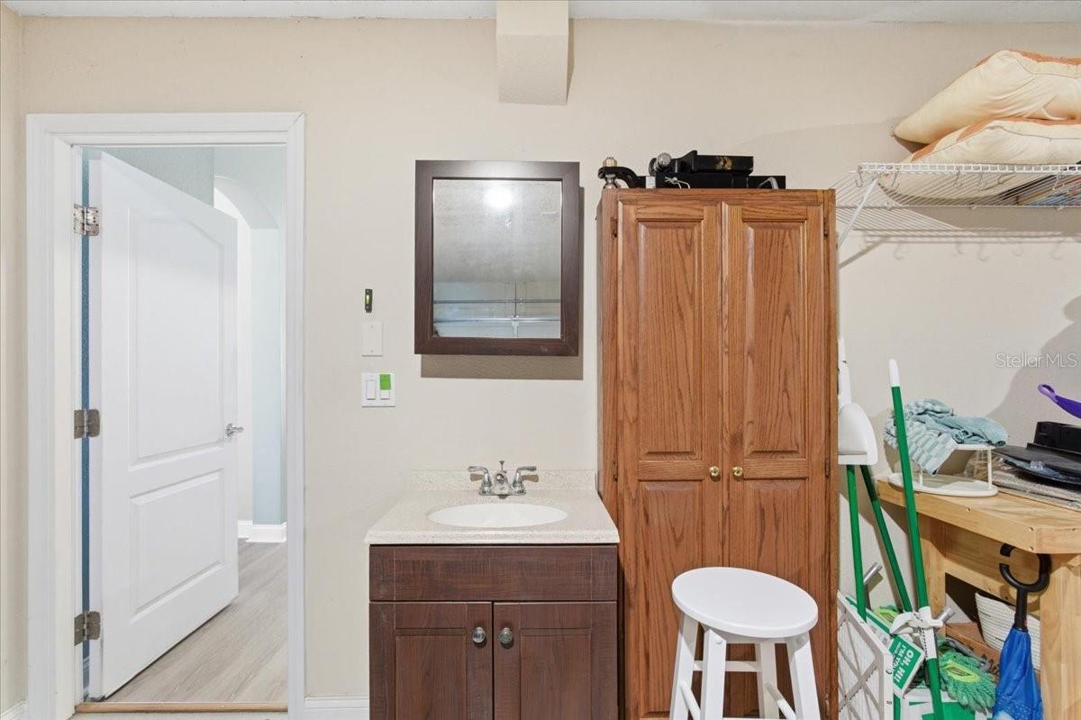 WOODLAKE PH III - Residential