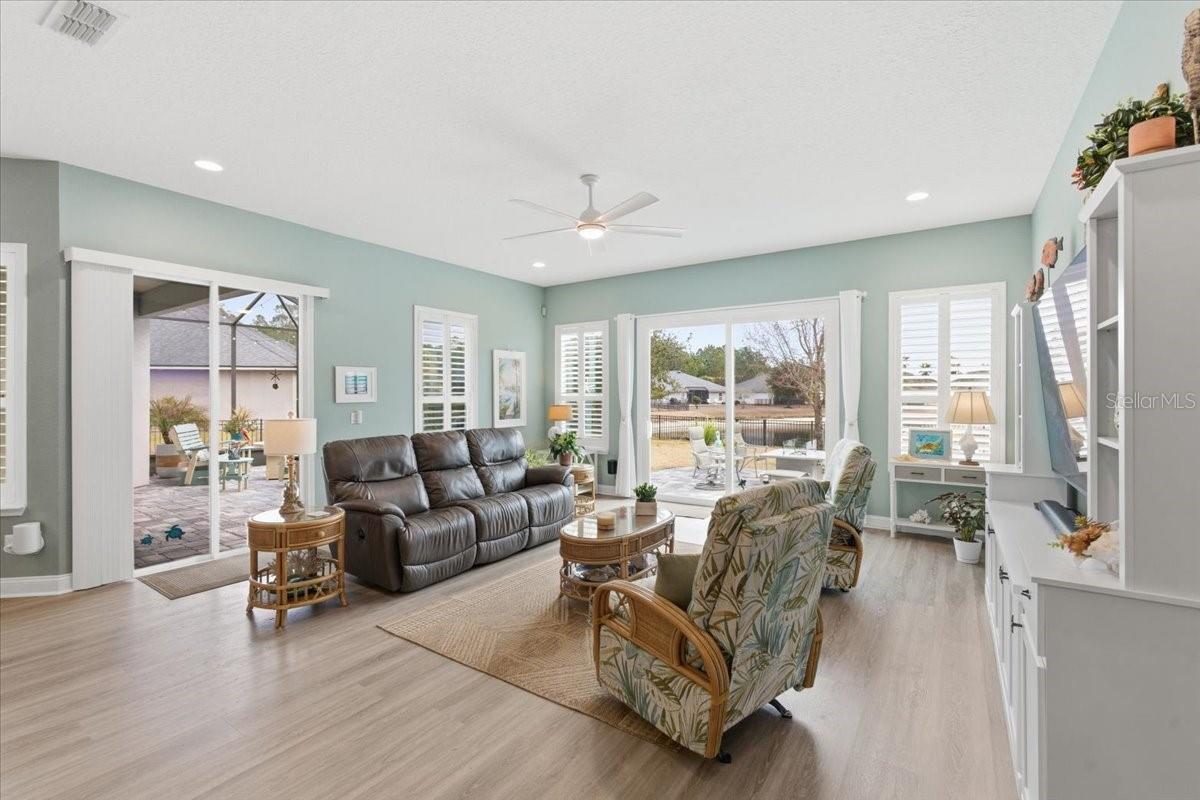 WOODLAKE PH III - Residential