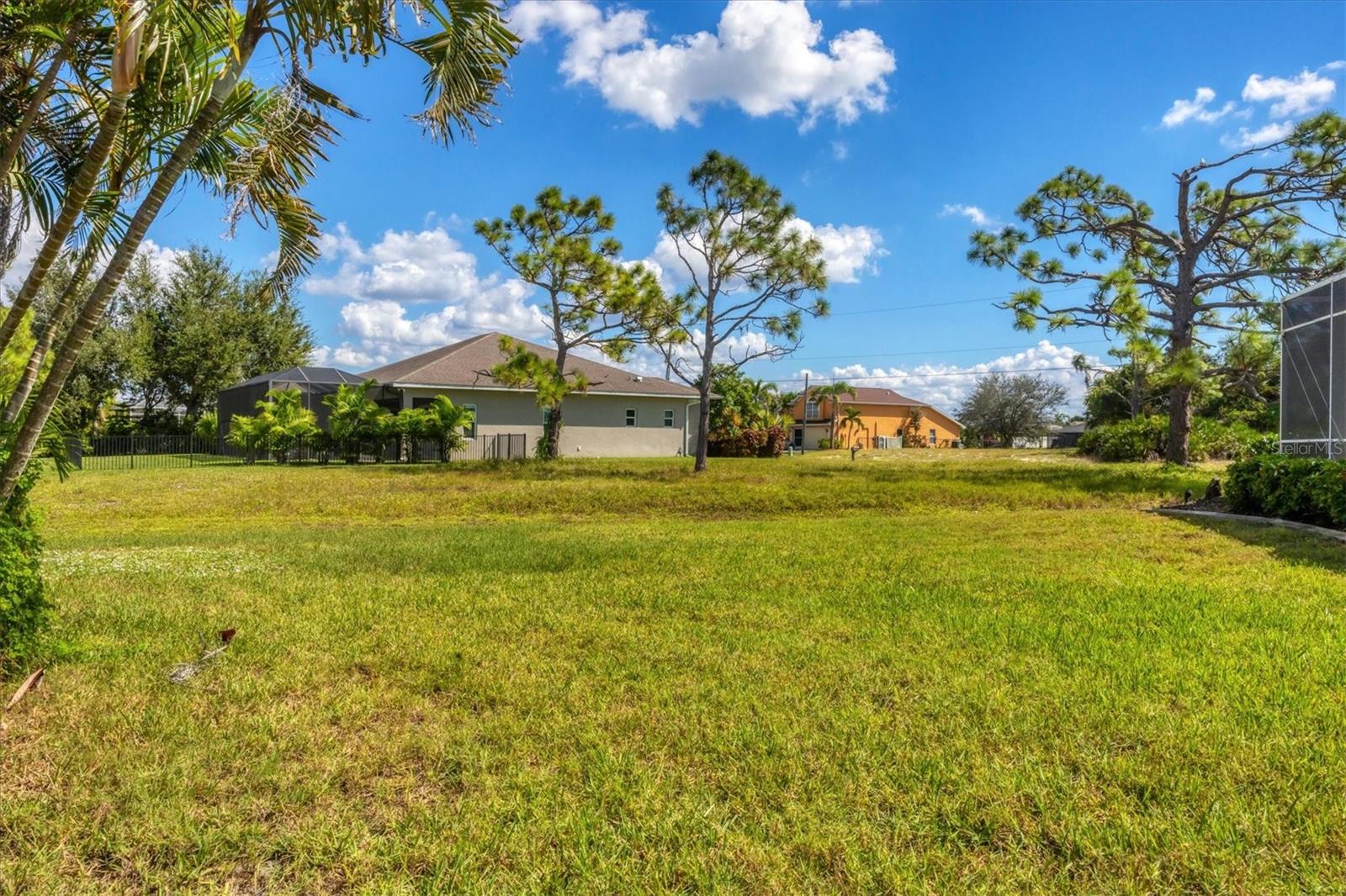 ROTONDA WEST WHITE MARSH - Residential