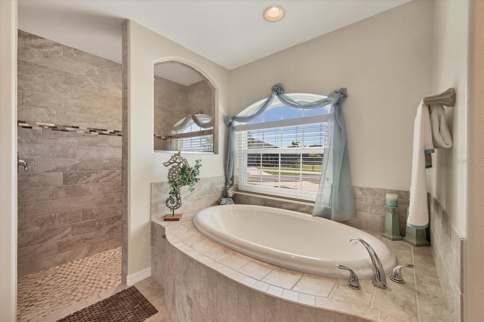 ROTONDA WEST WHITE MARSH - Residential