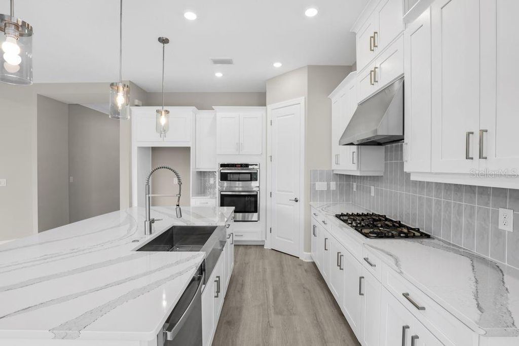 Photo of 8100 Moonbeam Avenue, Sarasota, FL 34241 (MLS # TB8348989)