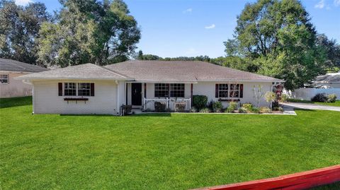 Photo of 130 Audubon Road, Winter Haven, FL 33884 (MLS # P4937128)