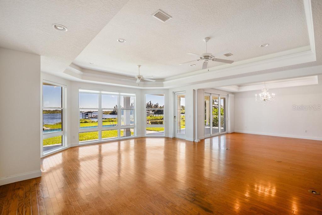 INLET SHORES - Residential