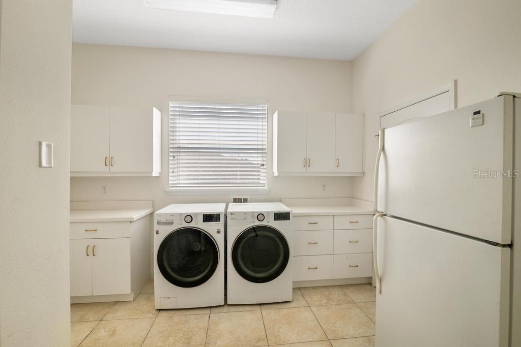 INLET SHORES - Residential