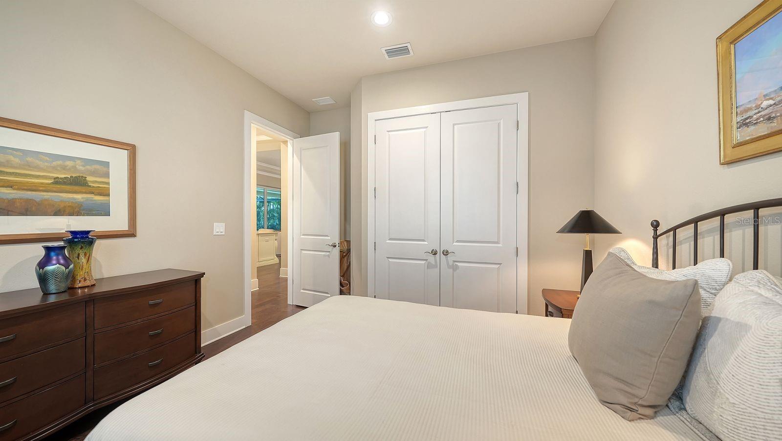 COUNTRY CLUB EAST AT LAKEWD RNCH YY1-4 - Residential
