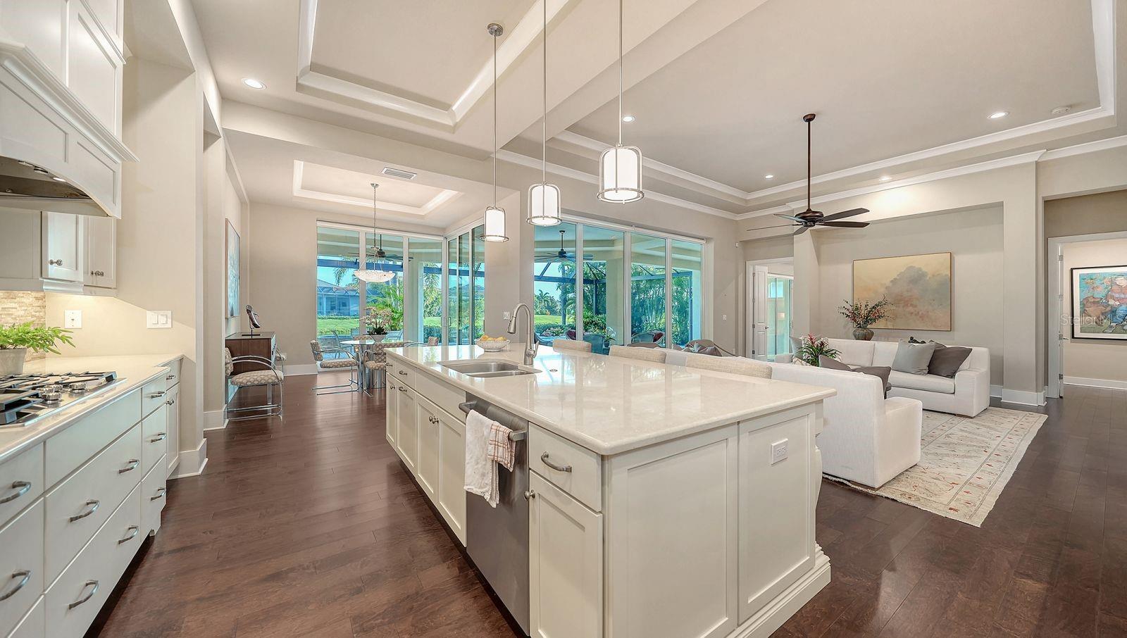 COUNTRY CLUB EAST AT LAKEWD RNCH YY1-4 - Residential