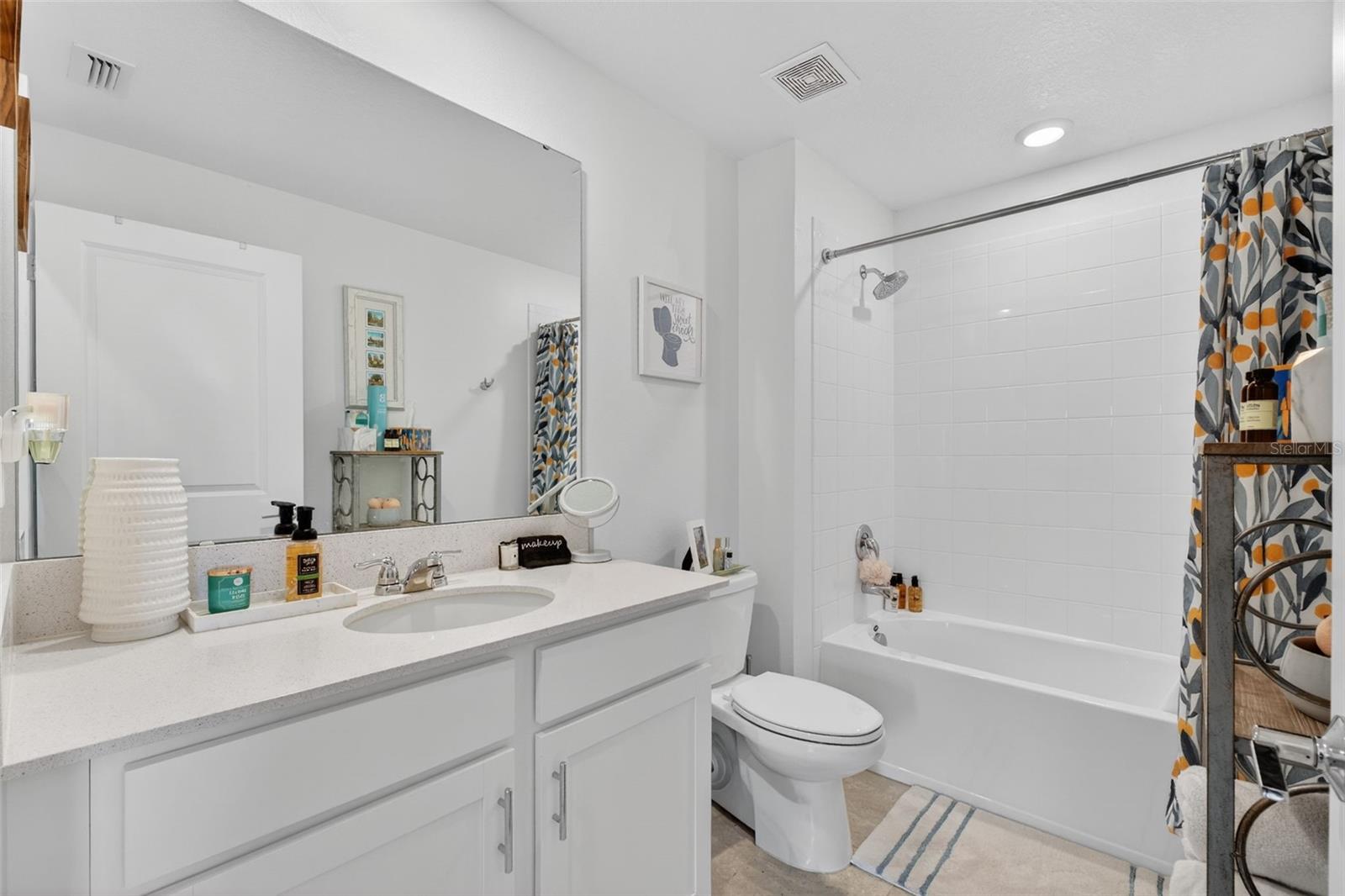 TRINITY LAKES PH 1 & 2 - Residential