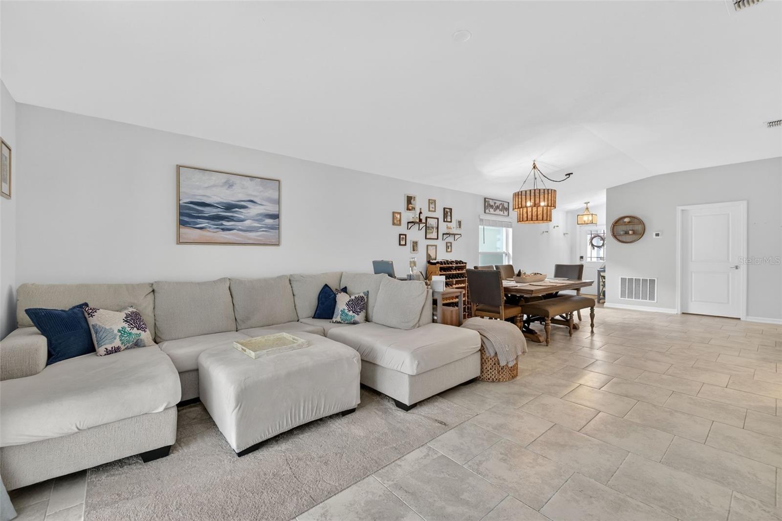 TRINITY LAKES PH 1 & 2 - Residential