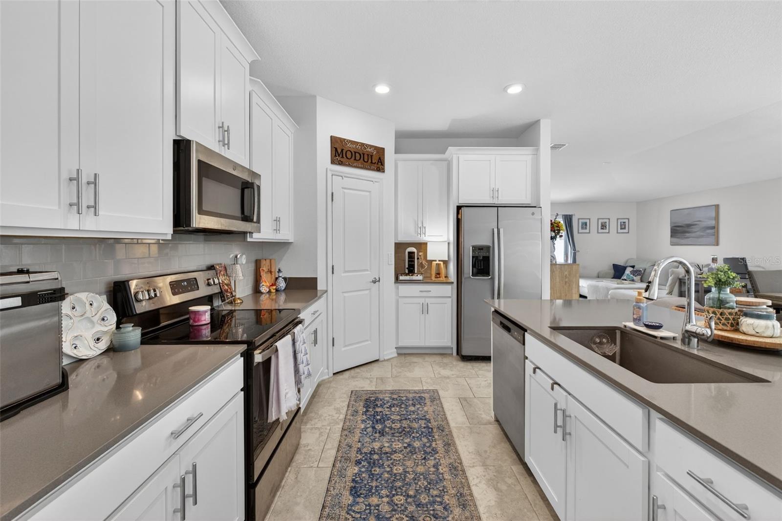 TRINITY LAKES PH 1 & 2 - Residential