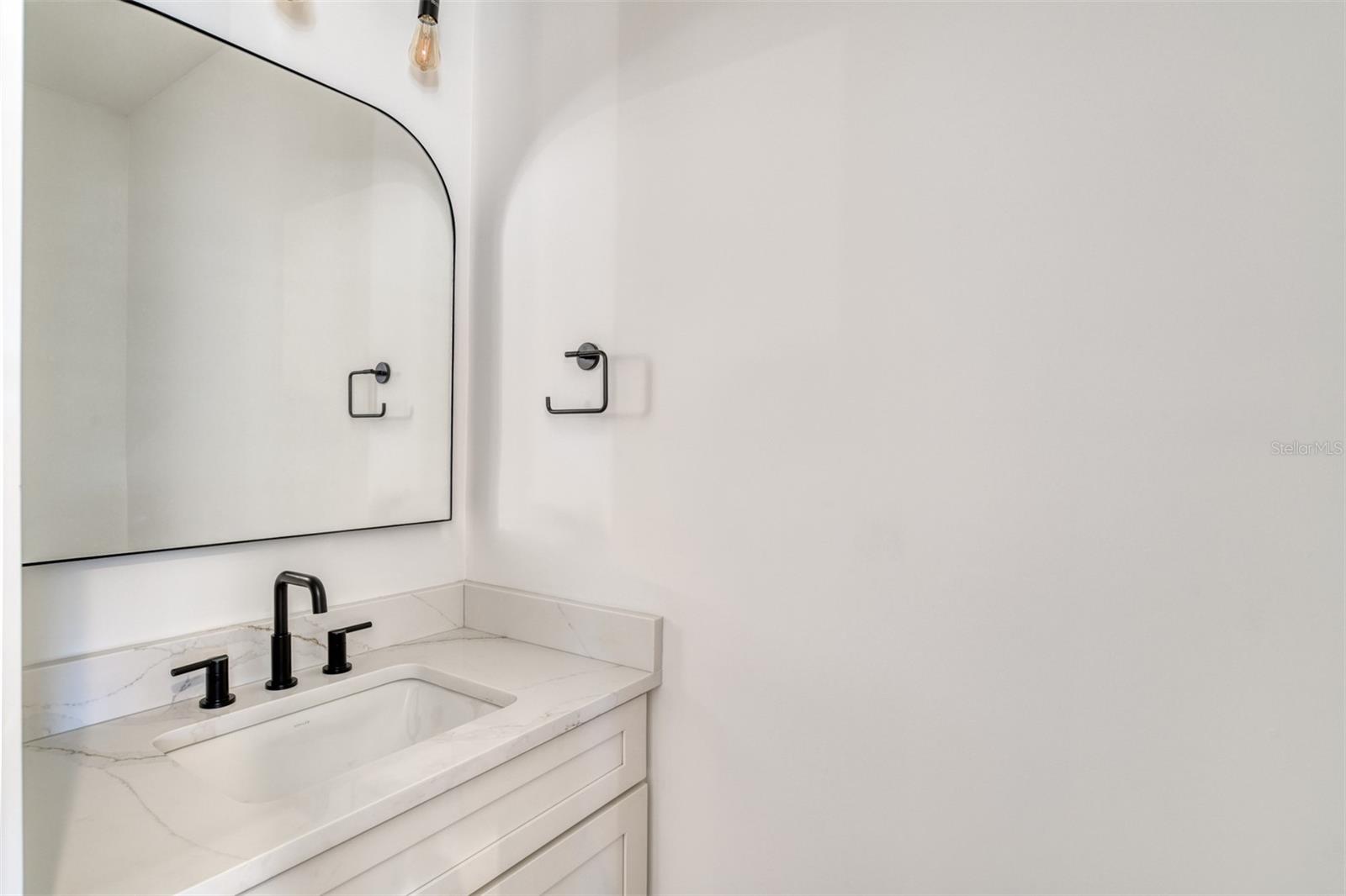 RS GARNETT SUB - Residential