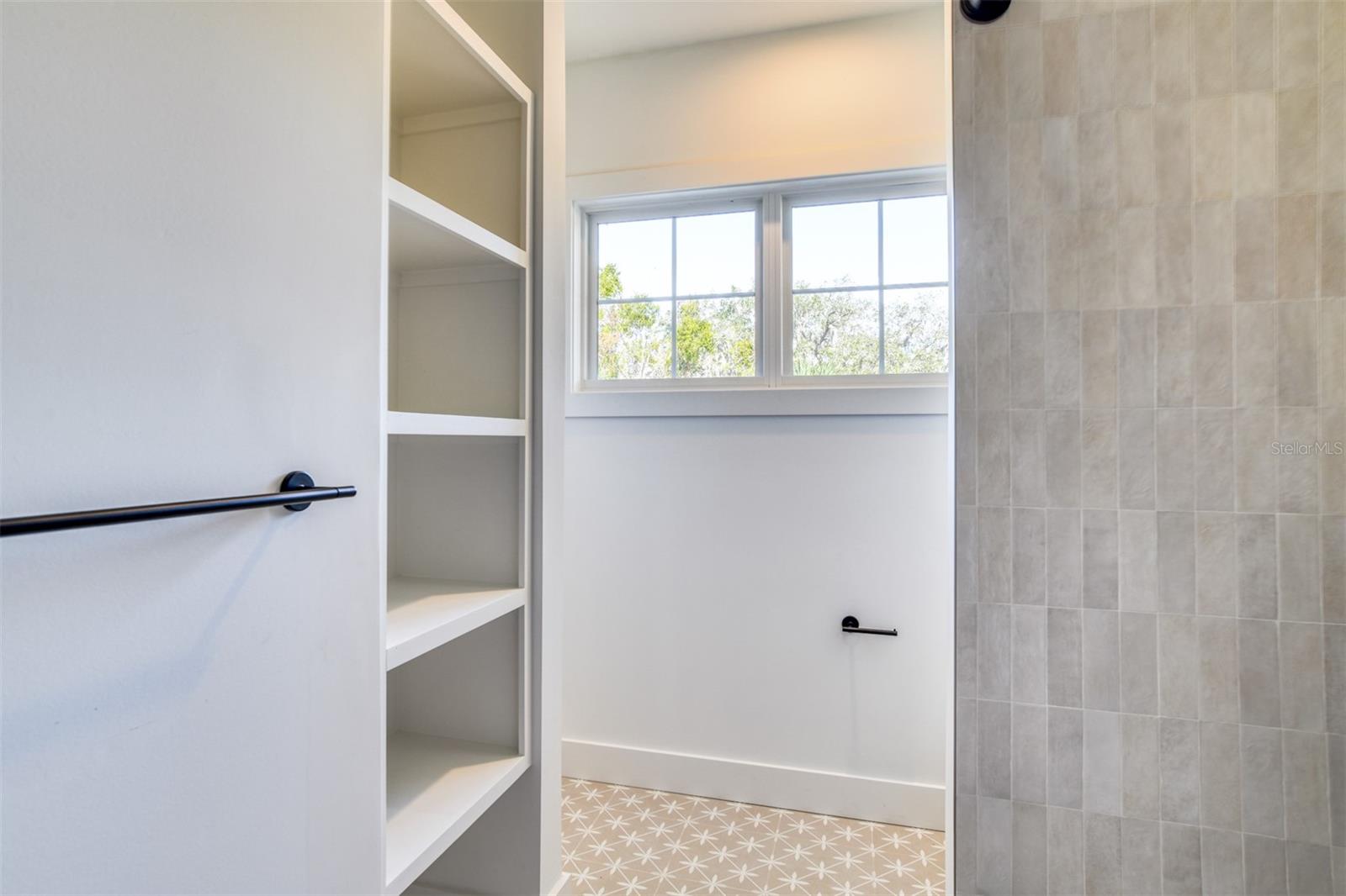 RS GARNETT SUB - Residential