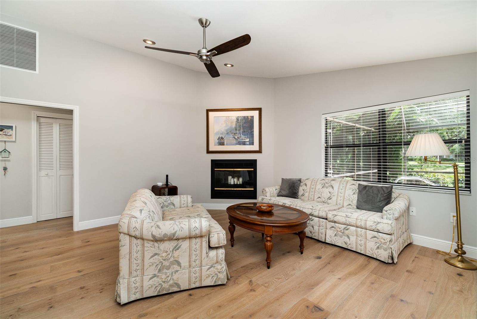 DEER CREEK - Residential