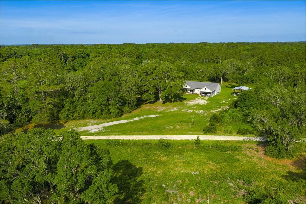 Photo of 5149 SW 119th Place, Lake Butler, FL 32054 (MLS # GC539909)