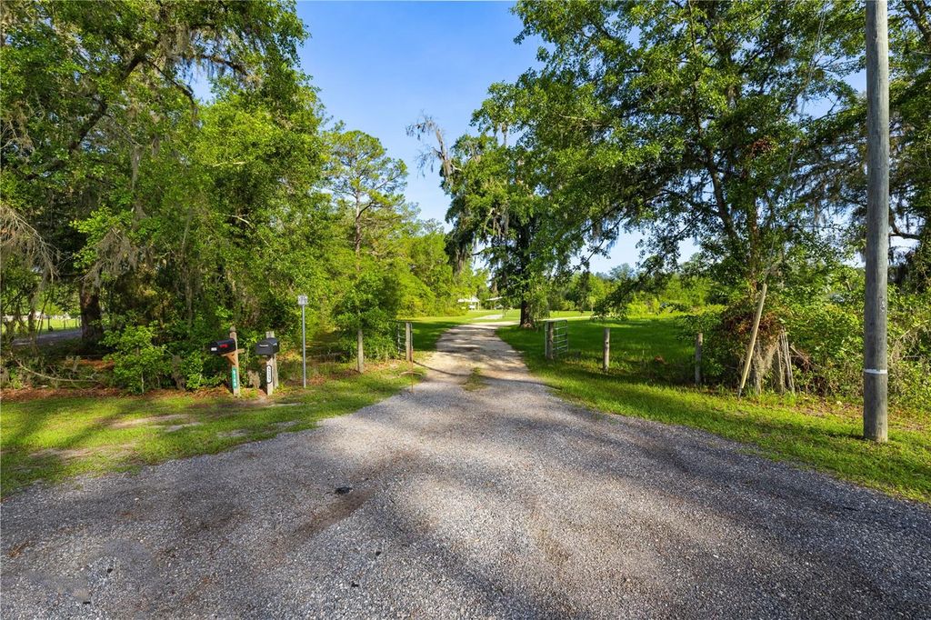 Photo of 5149 SW 119th Place, Lake Butler, FL 32054 (MLS # GC539909)