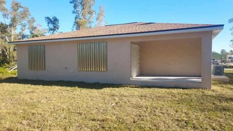 A home in PUNTA GORDA