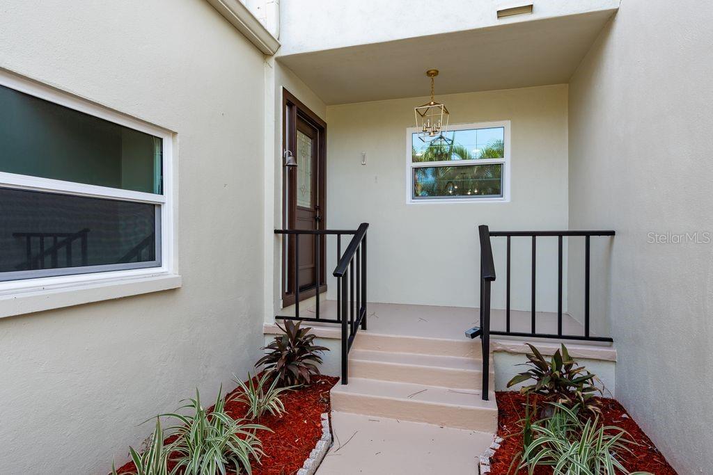 2700 BAYSHORE BOULEVARD 505