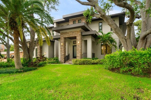 Photo of 4905 W Spring Lake Drive, Tampa, FL 33629 (MLS # TB8515550)