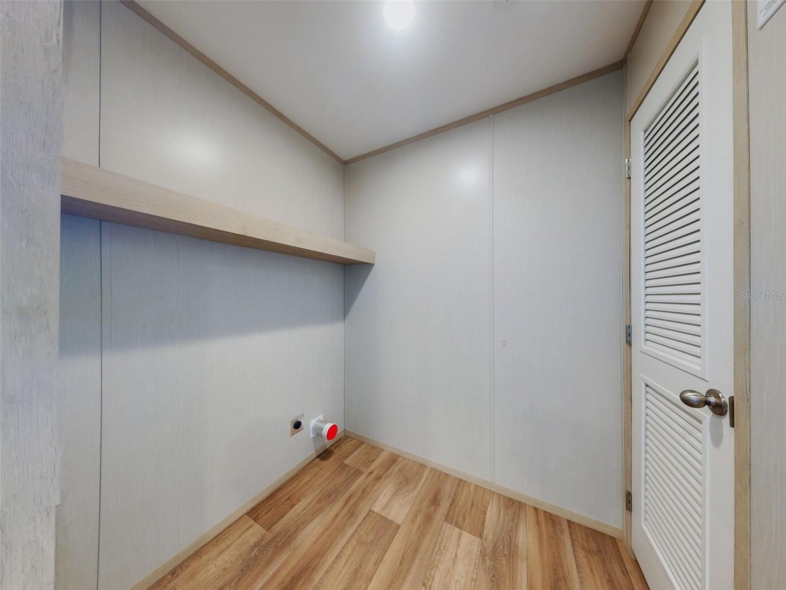 BIG TREE LAKES SEC B - Residential