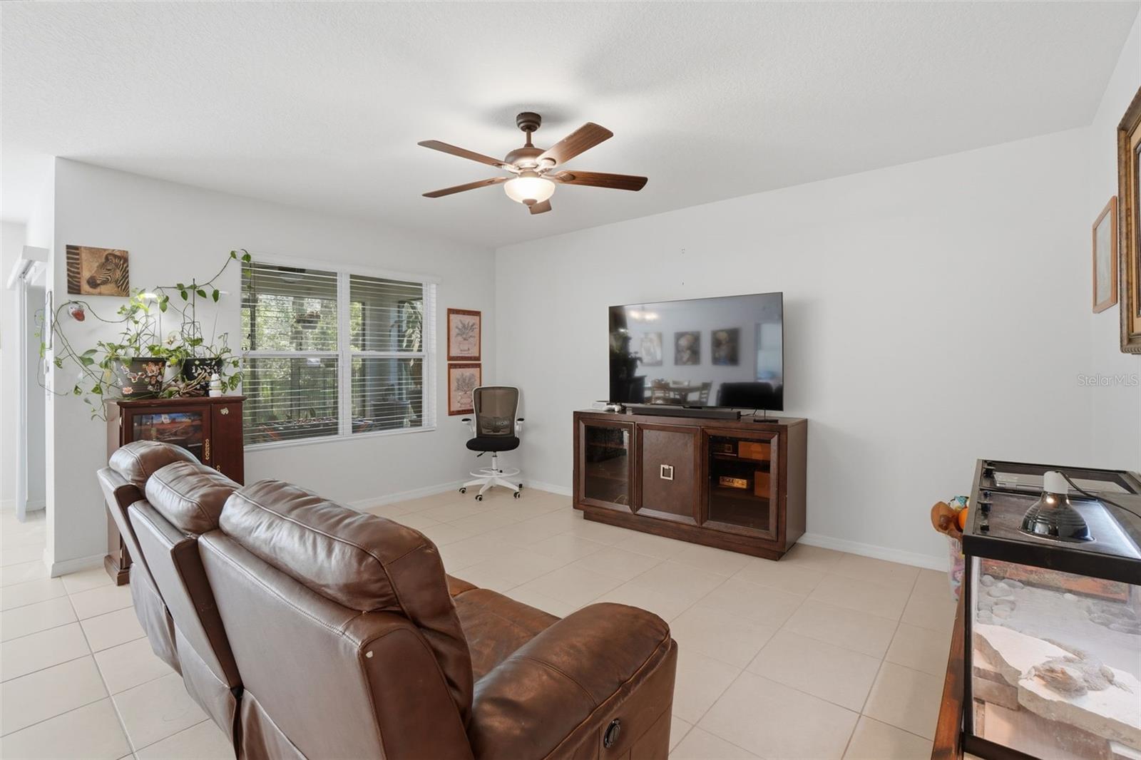 VICTORIA OAKS PH A - Residential