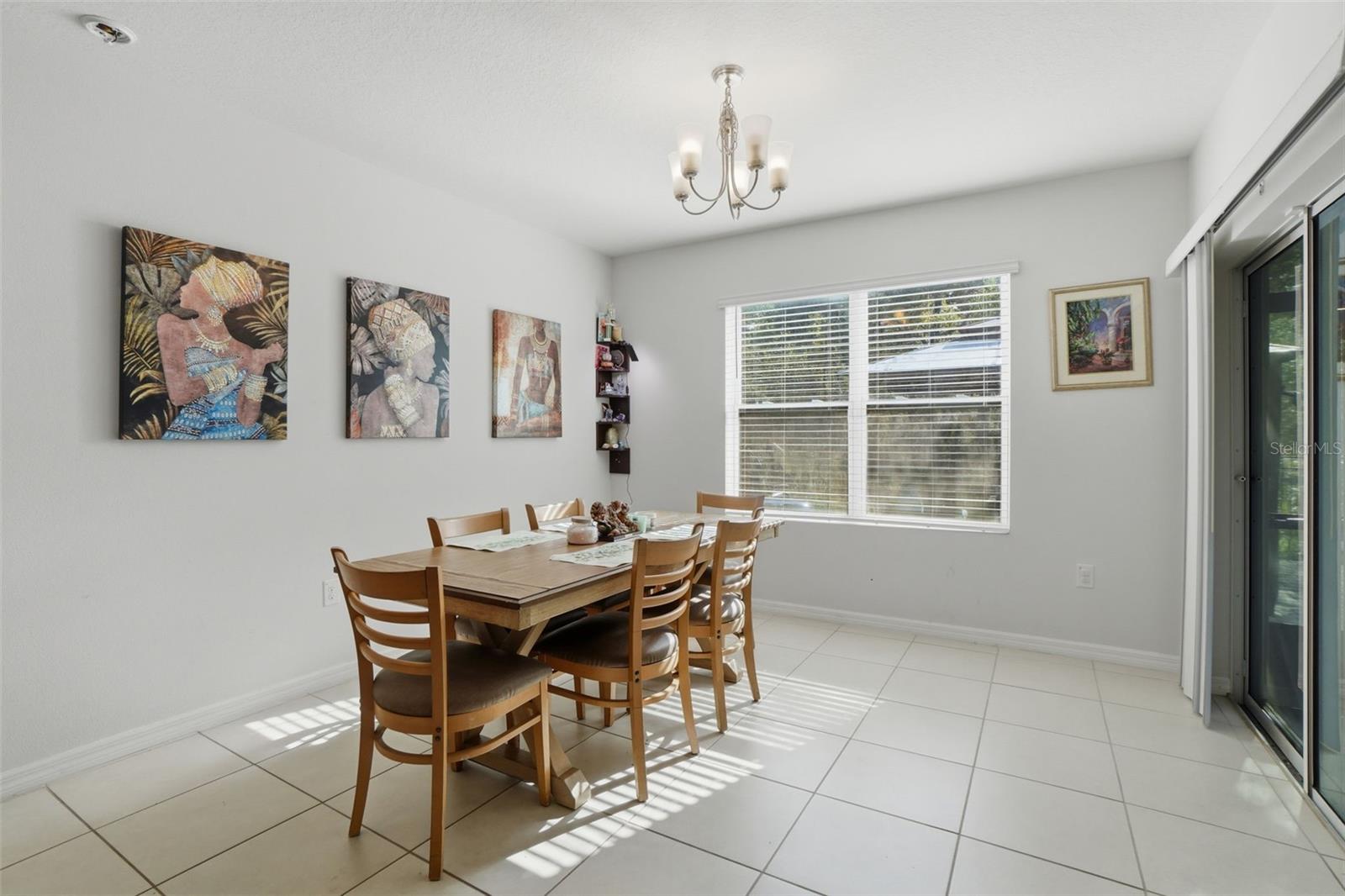 VICTORIA OAKS PH A - Residential