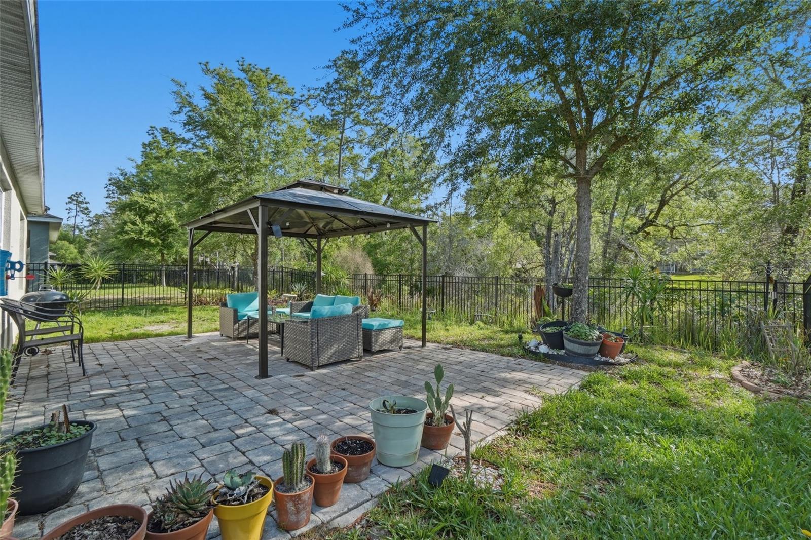 VICTORIA OAKS PH A - Residential