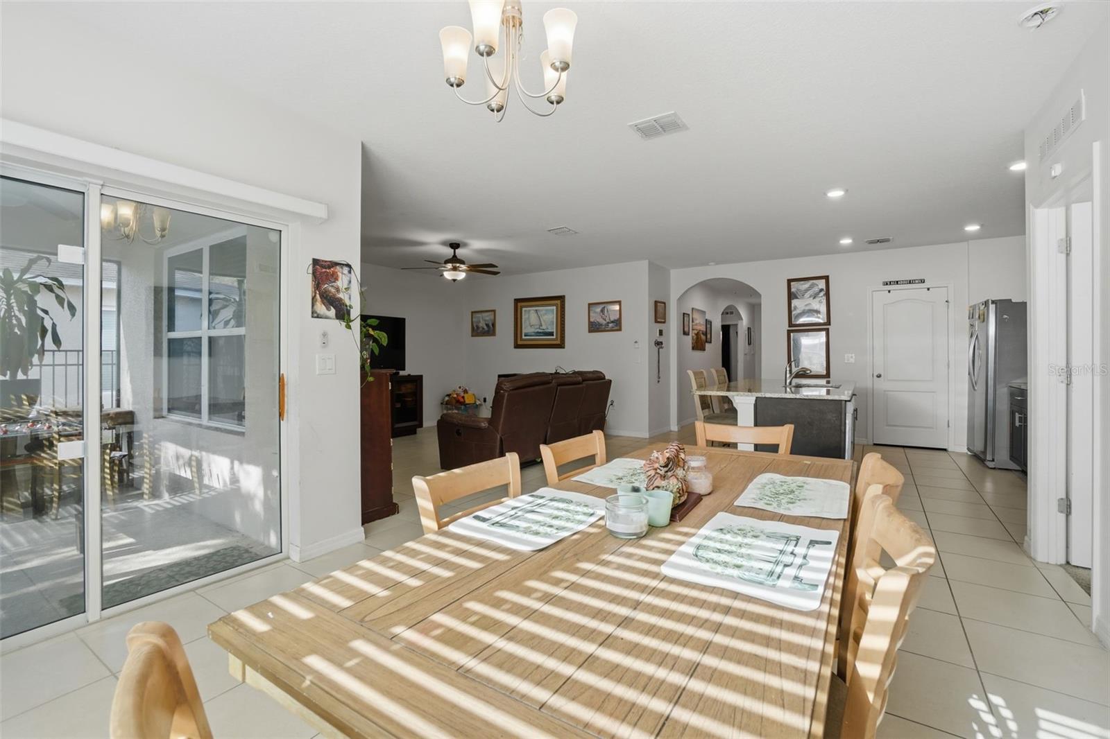 VICTORIA OAKS PH A - Residential