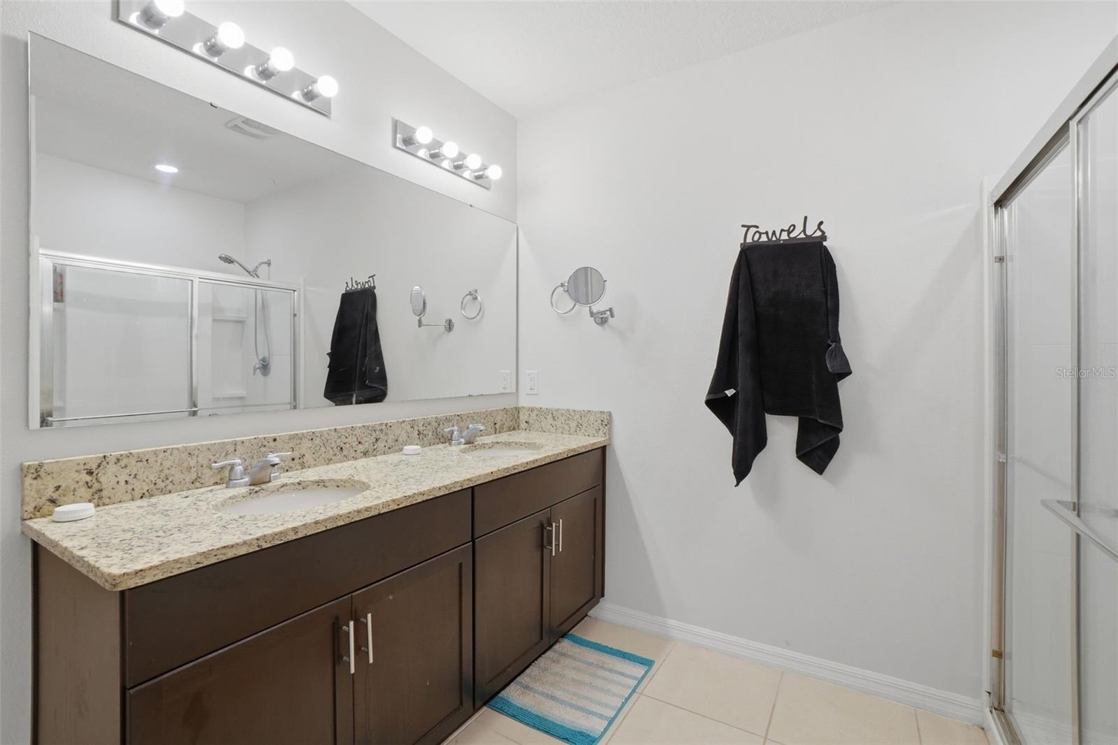 VICTORIA OAKS PH A - Residential