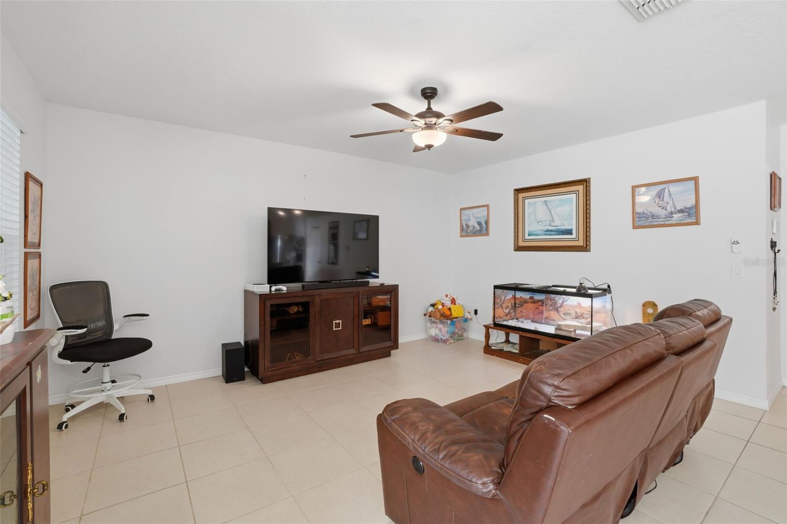 VICTORIA OAKS PH A - Residential