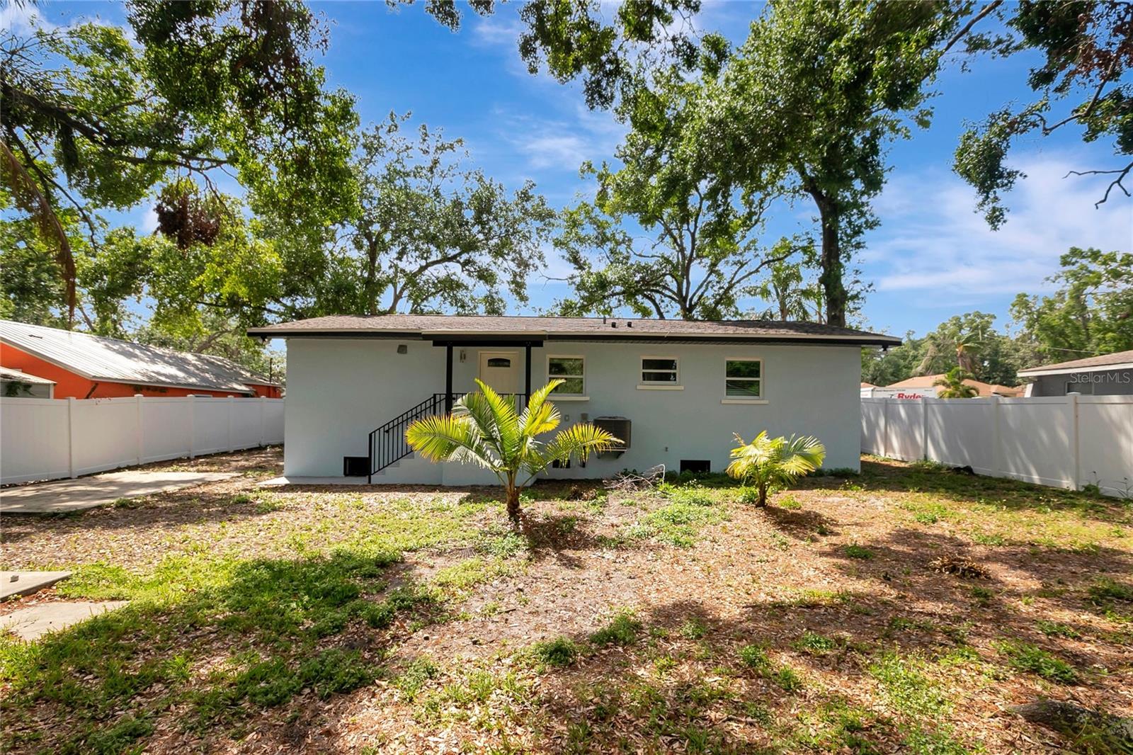 RIVERSIDE FIRST ADD TO WE - Residential