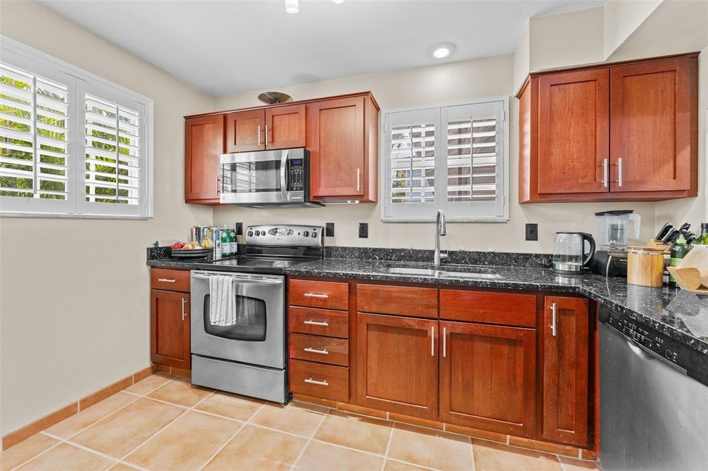 Photo of 618 Broadway #B, Dunedin, FL 34698 (MLS # TB8467355)