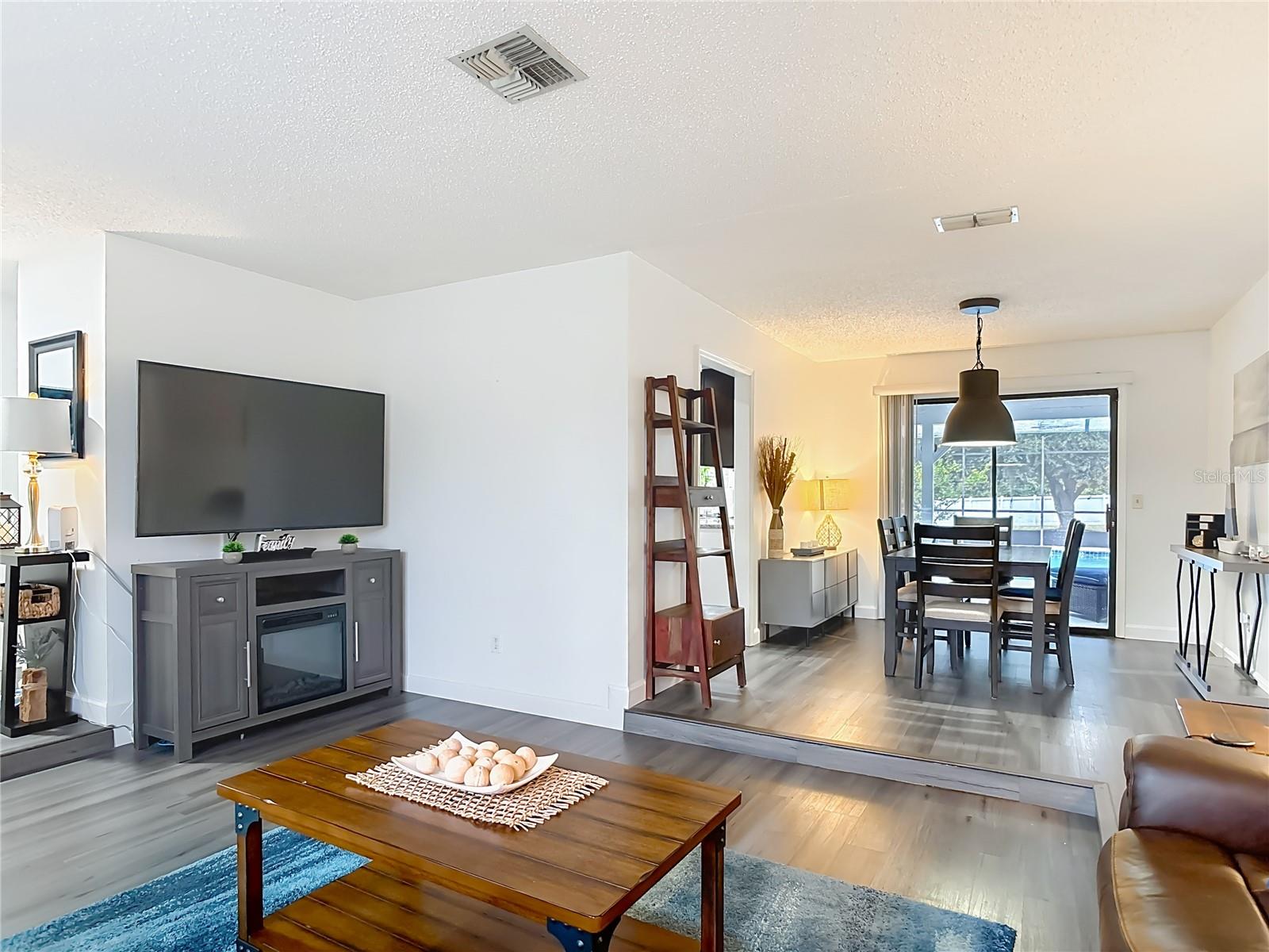 DELTONA LAKES UNIT 11 - Residential