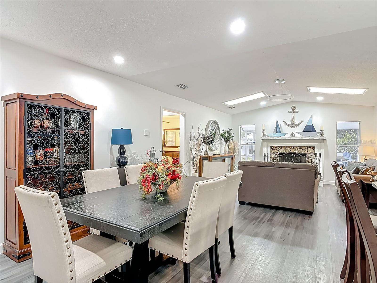 DELTONA LAKES UNIT 11 - Residential