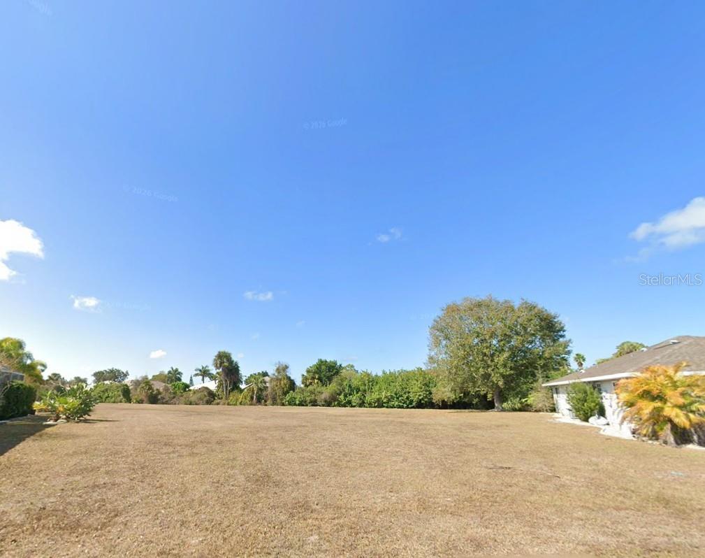 PUNTA GORDA ISLES SEC 18 - Land