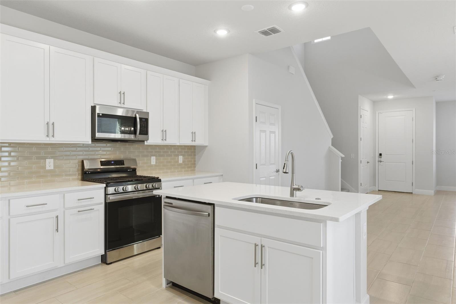 SPRING WALK/THE JUNCTION PH 1 - Residential