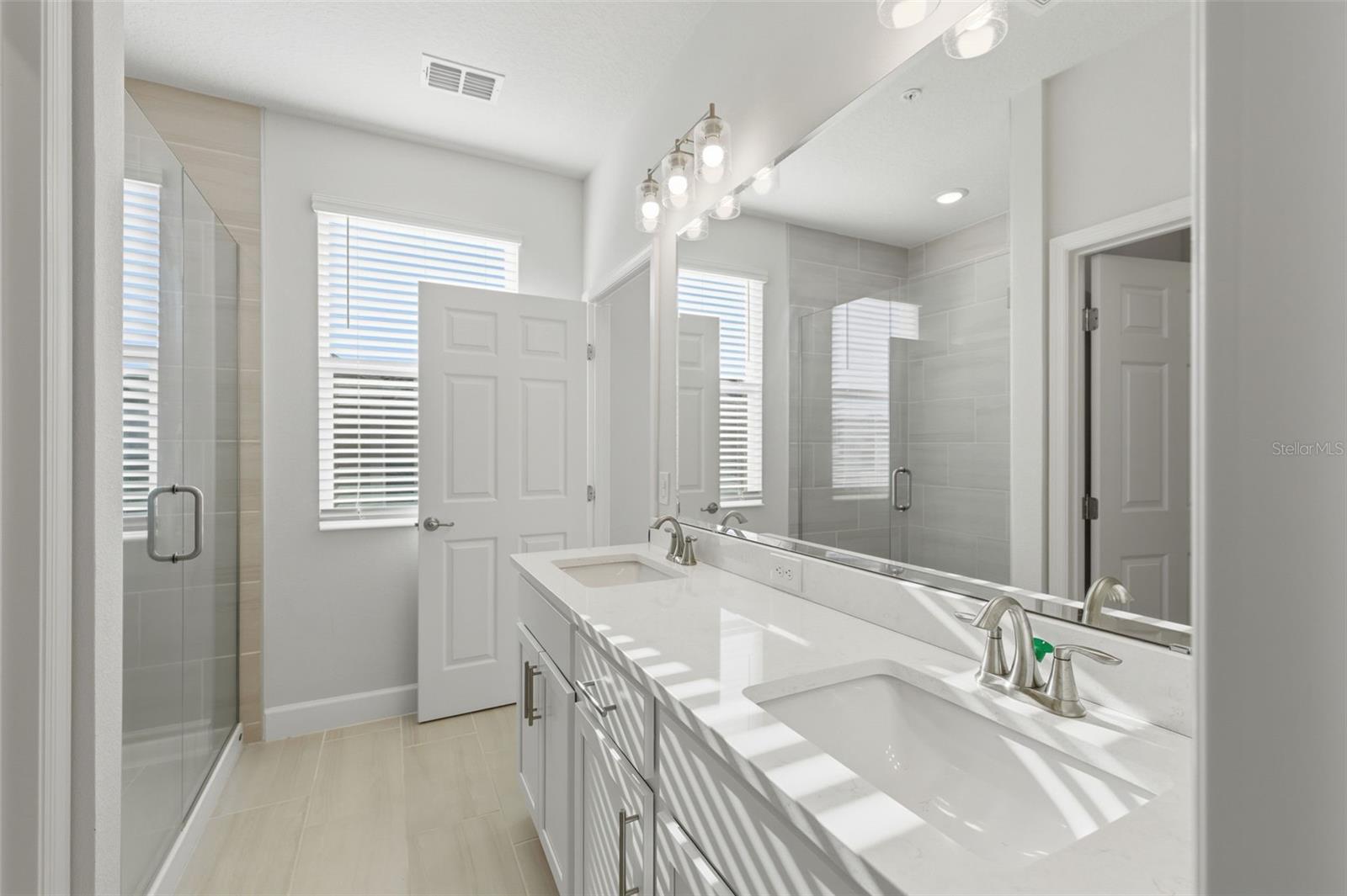 SPRING WALK/THE JUNCTION PH 1 - Residential