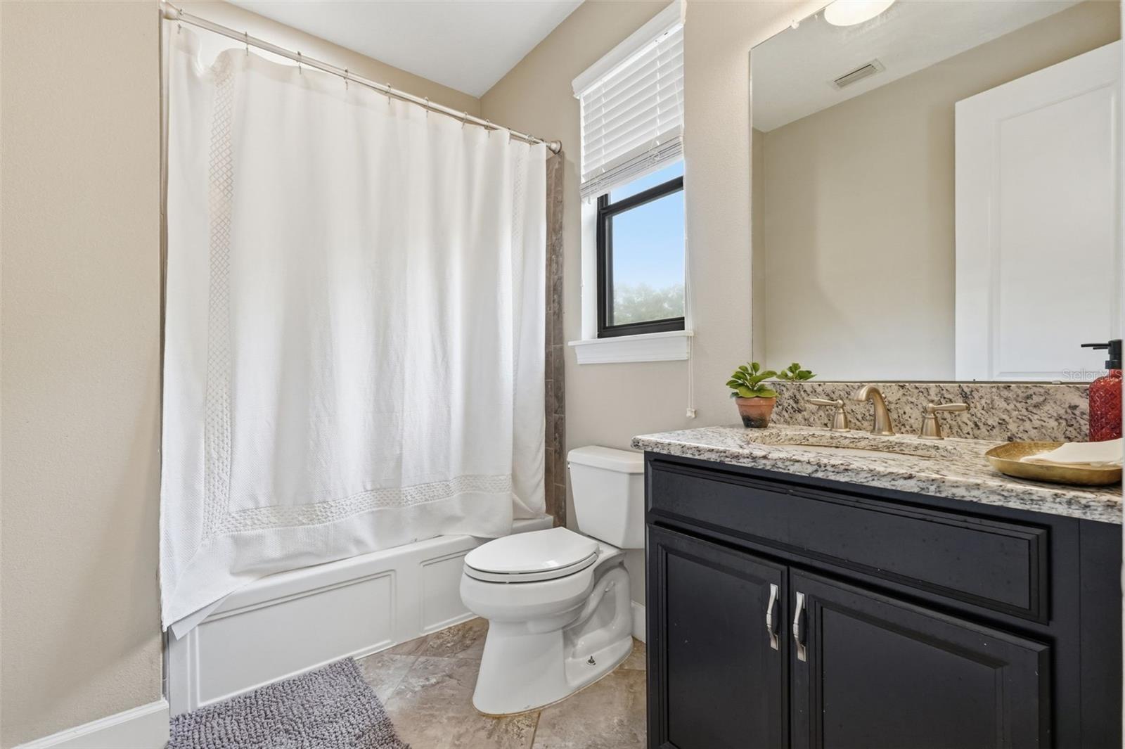 LADERA - Residential